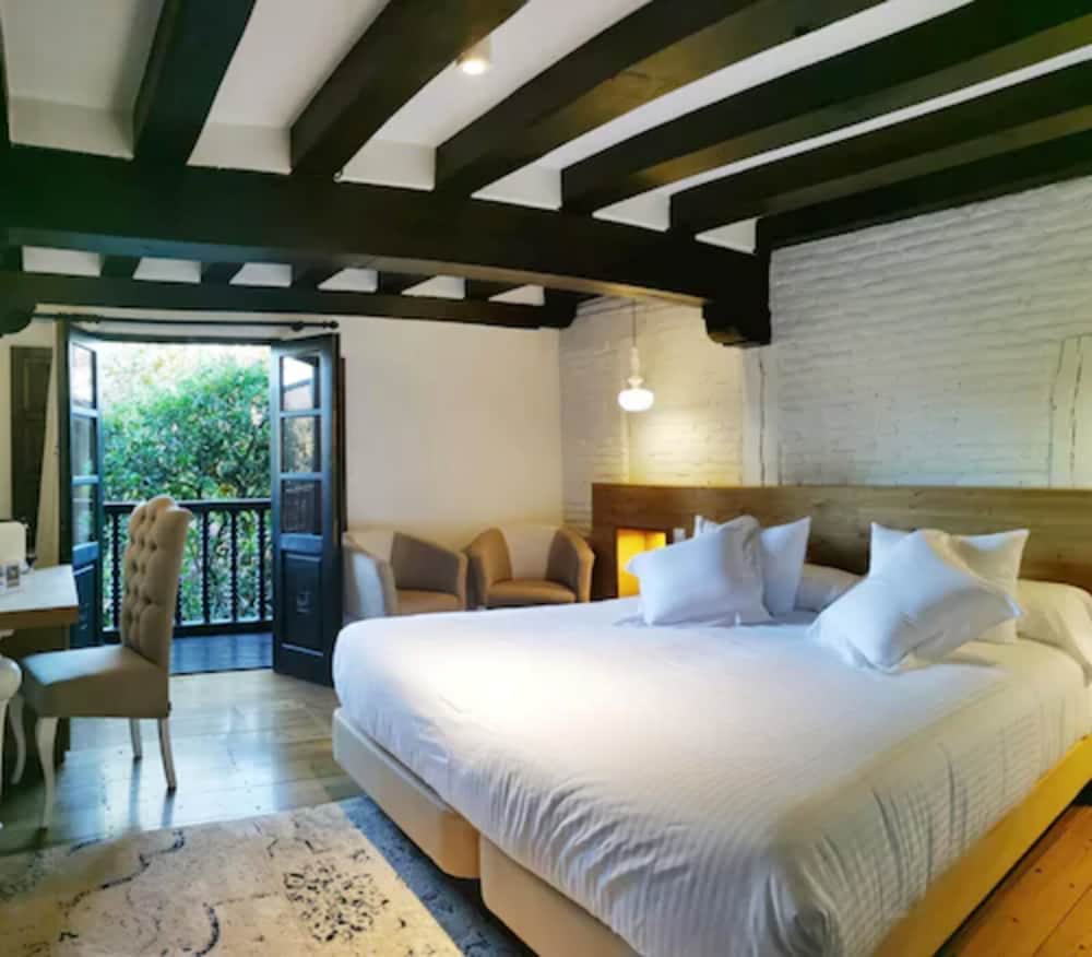 Casa Del Marques 12/50
