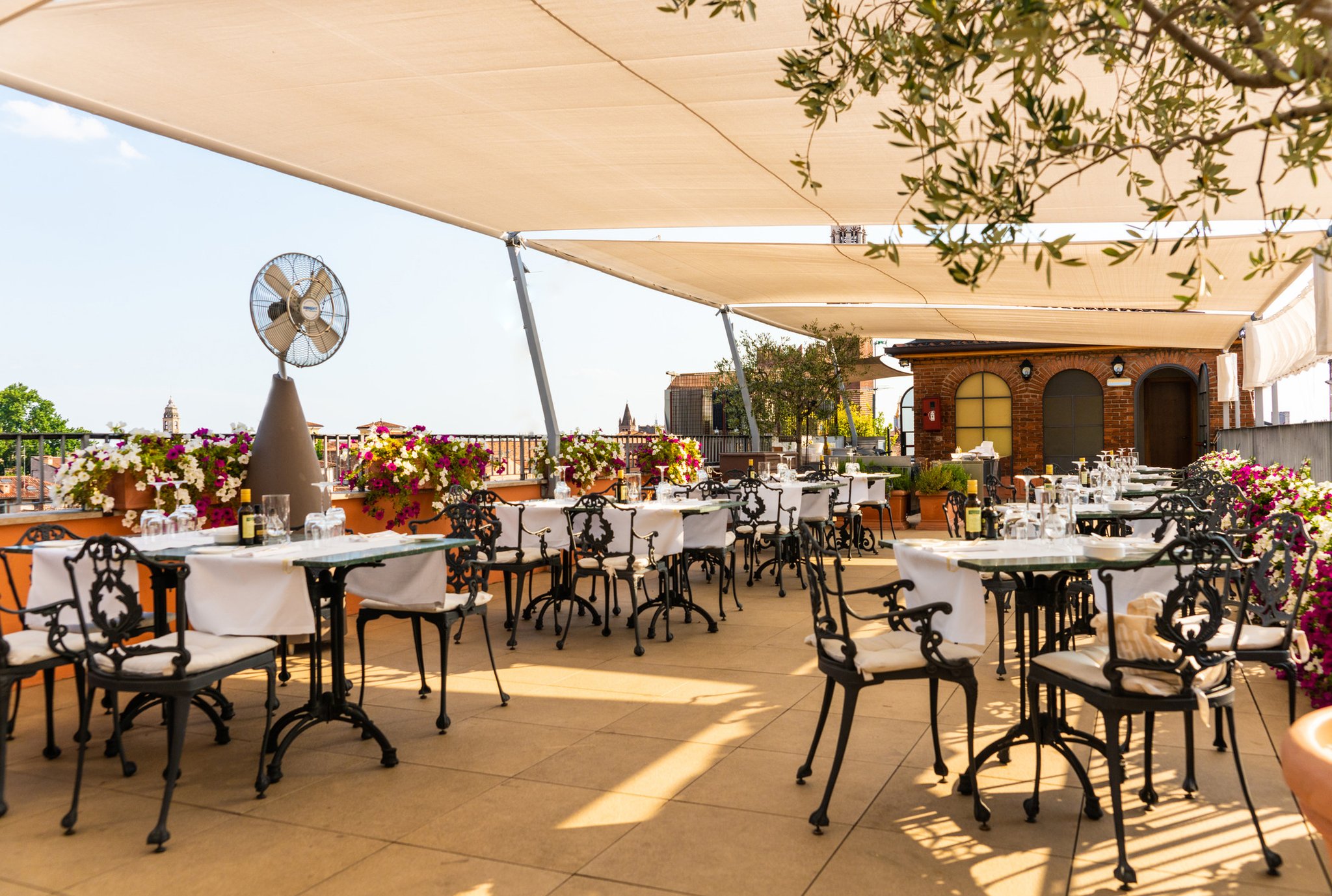 Due Torri Hotel Verona 63/85