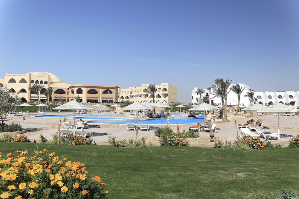 The Three Corners Equinox Beach Resort 68/73
