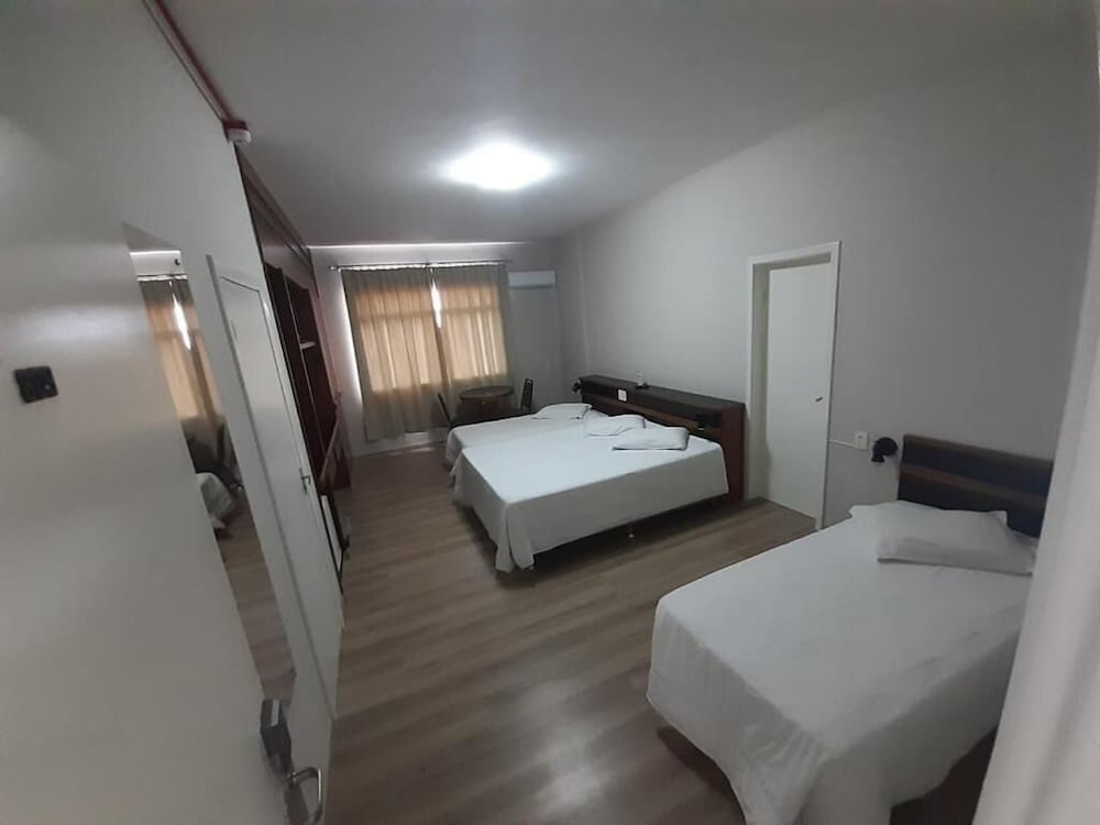 Map Hotel 13/44