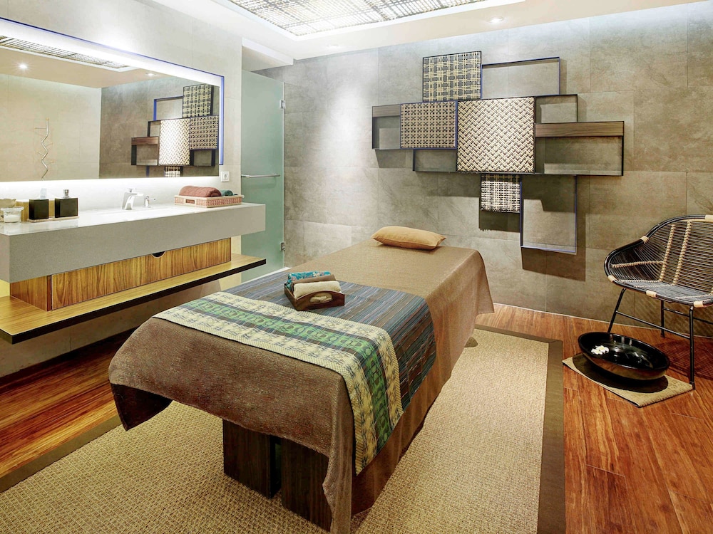 Novotel Jakarta Mangga Dua Square 29/71