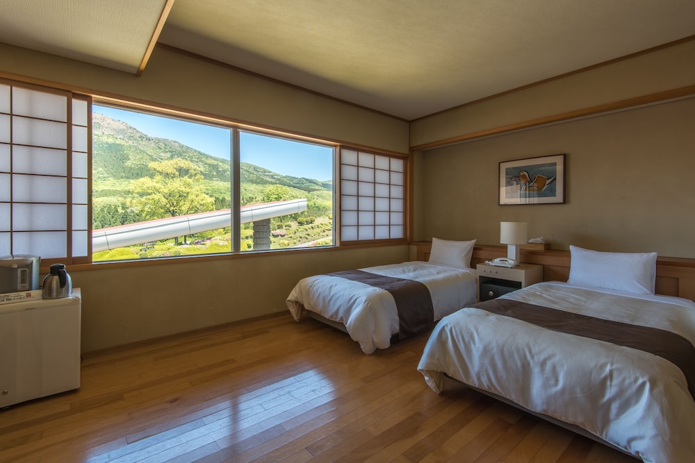 Aso Kuju National Park Hotel and Resort (ex Kurokawa Onsen Senomoto Kogen Hotel) 3/32