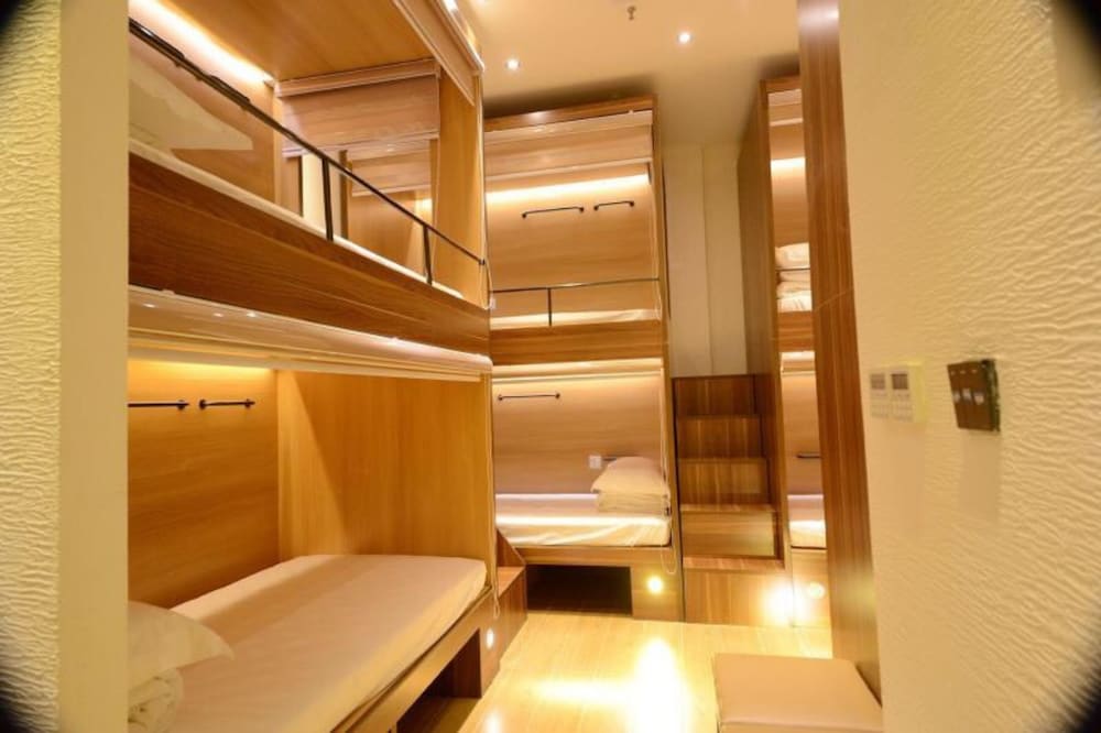 Shenzhen Port Apartment 6/17