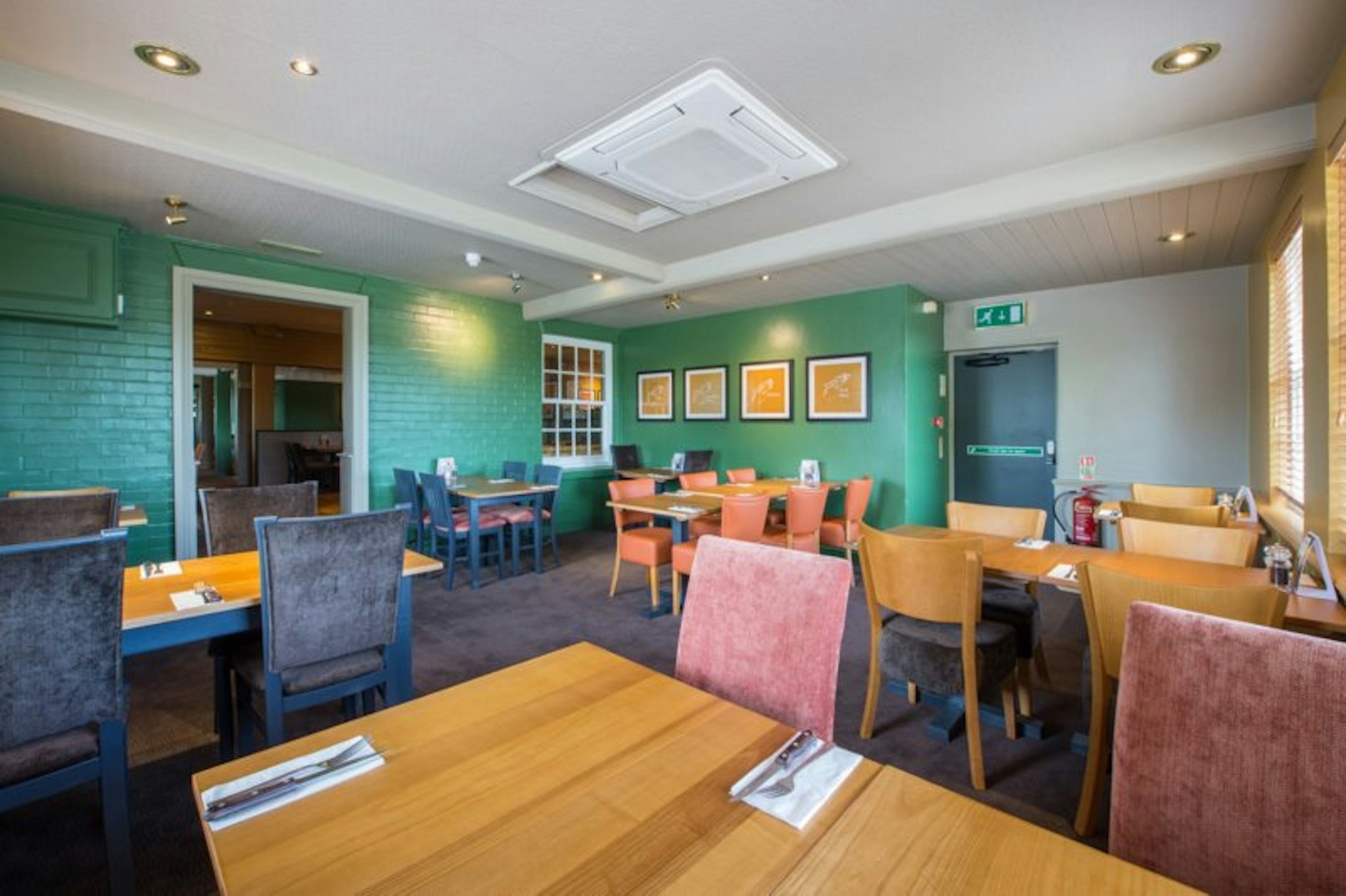 Premier Inn Nuneaton/Coventry 23/37