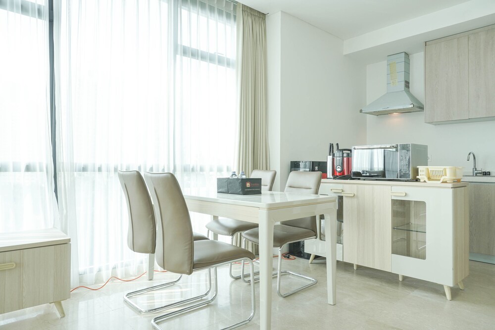 Veranda Serviced Residence @ Puri 16/74
