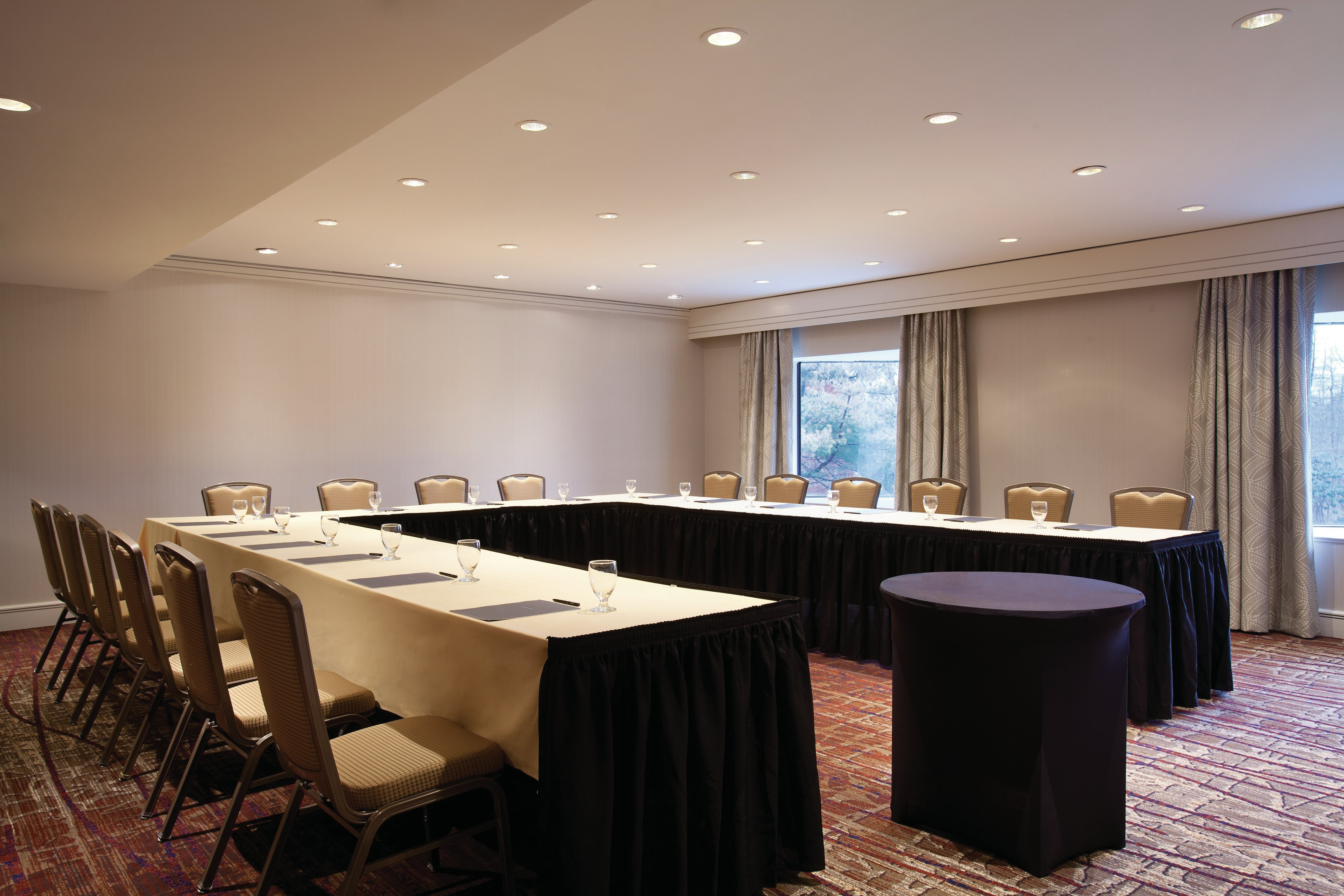 Hilton Boston/Dedham 22/26