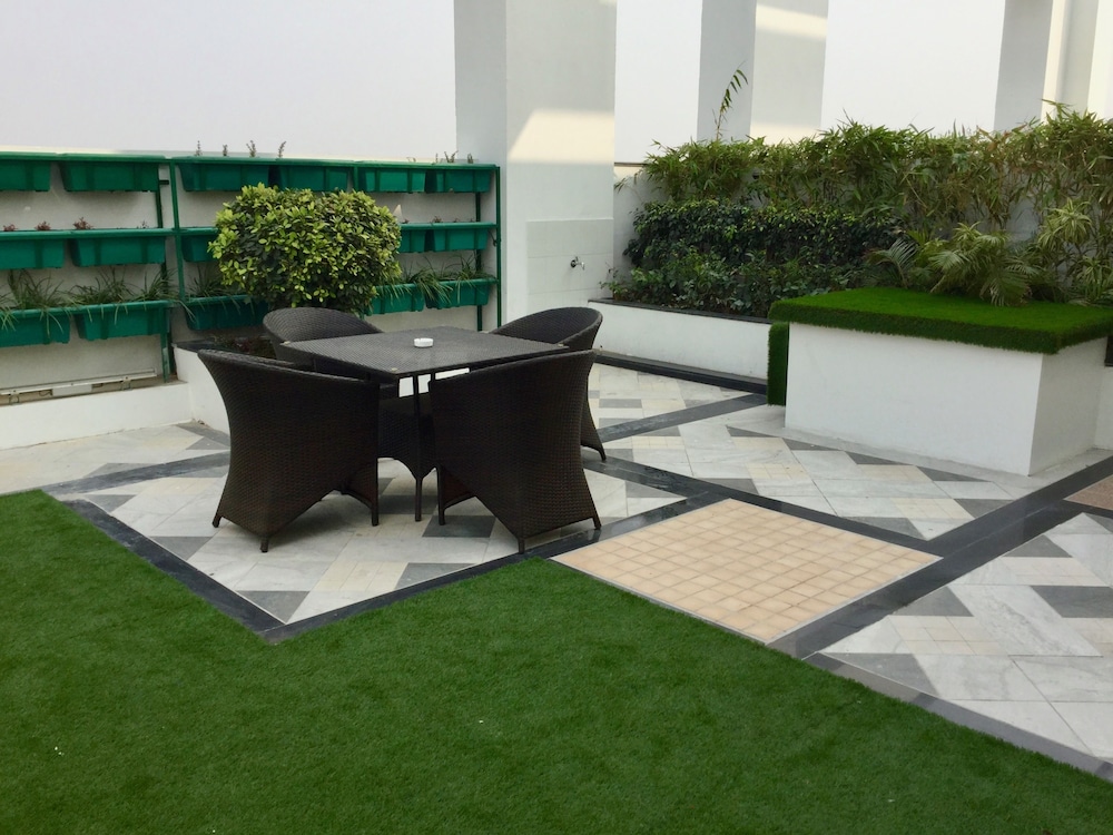 Ramada by Wyndham Ghaziabad Vasundhara 47/53