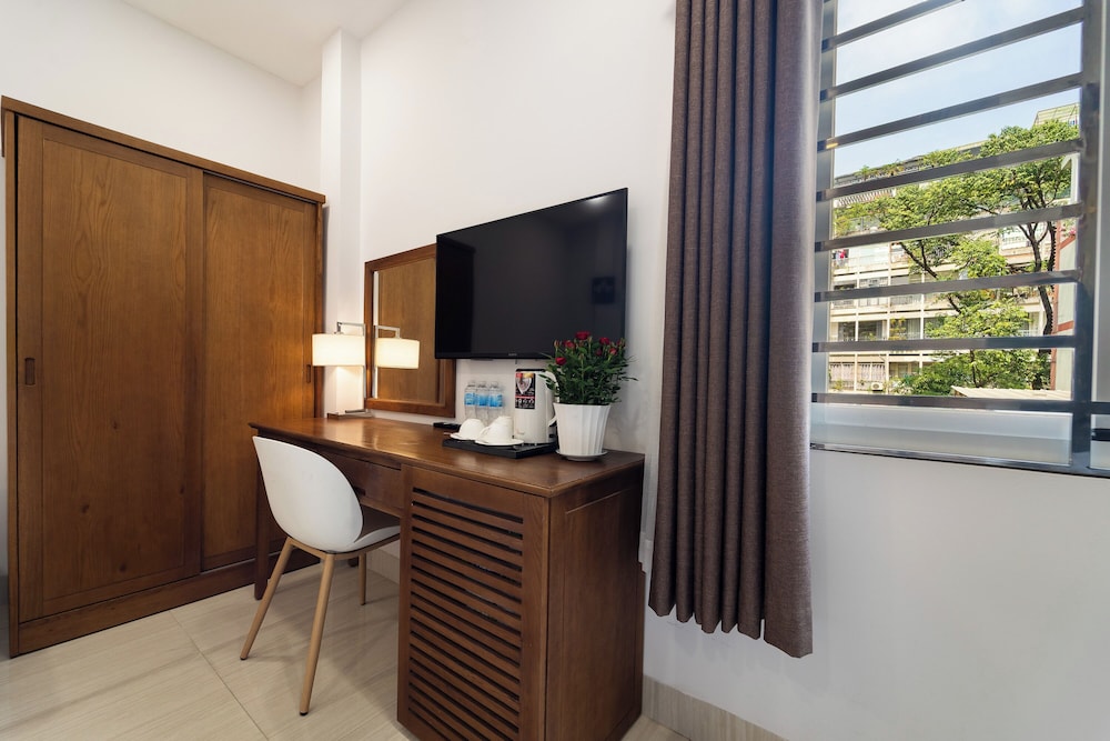 Sai Gon Park Hotel 36/50