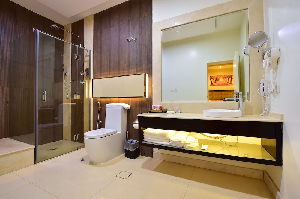 فندق أوليان(Diamond Hotel Riyadh) 55/56