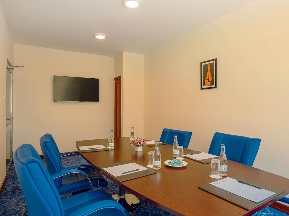 Movenpick Hotel & Residences Nairobi 58/69