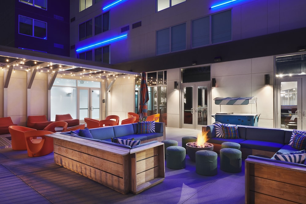 Aloft Atlanta Perimeter Center 22/33