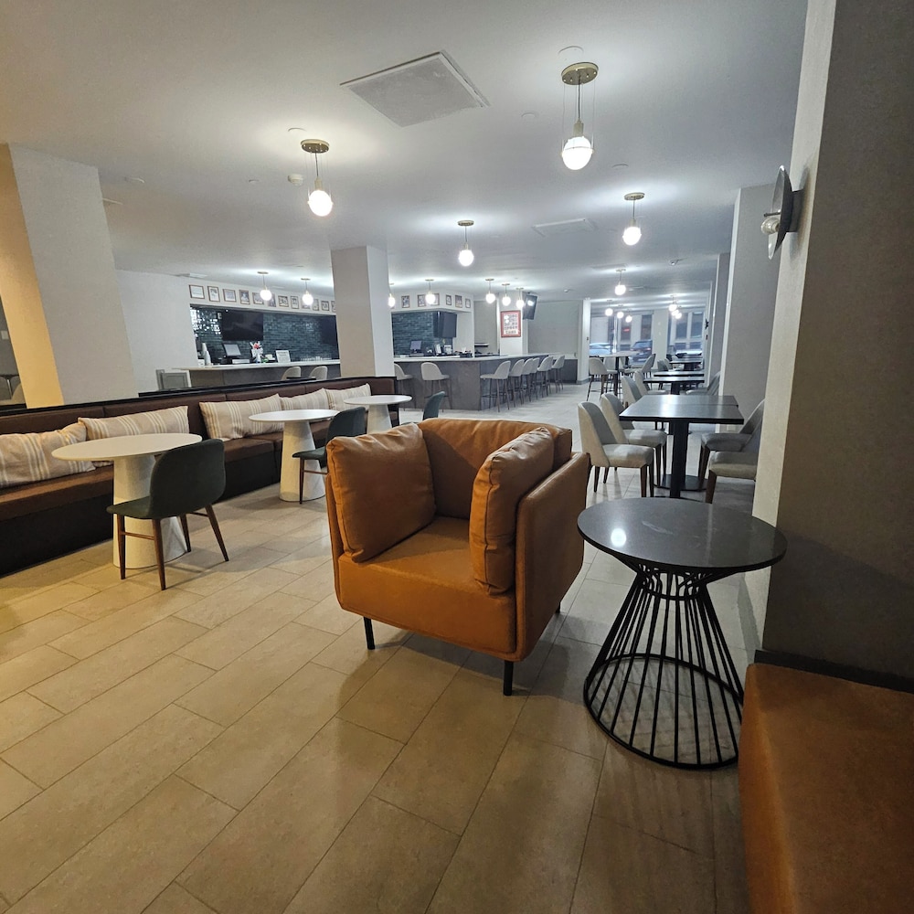 Wyndham Rochester Downtown 41/61