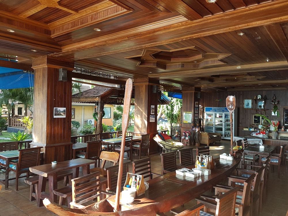First Villa Beach Resort 53/75
