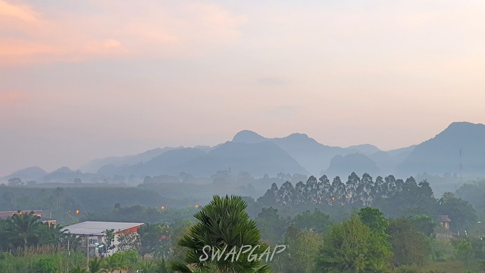 Takhun Mountain View Hotel 60/66