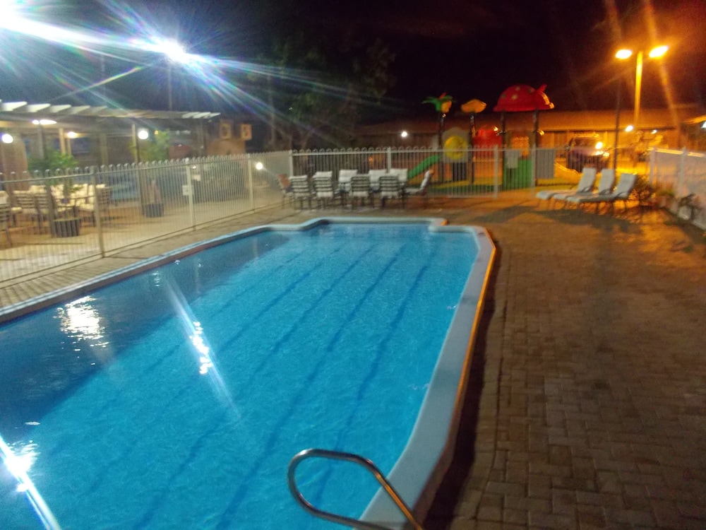 Carnarvon Motel 10/60
