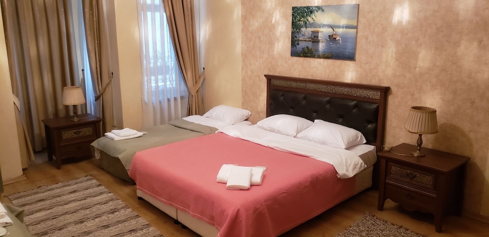 Istanbul Irish Hotel 14/40