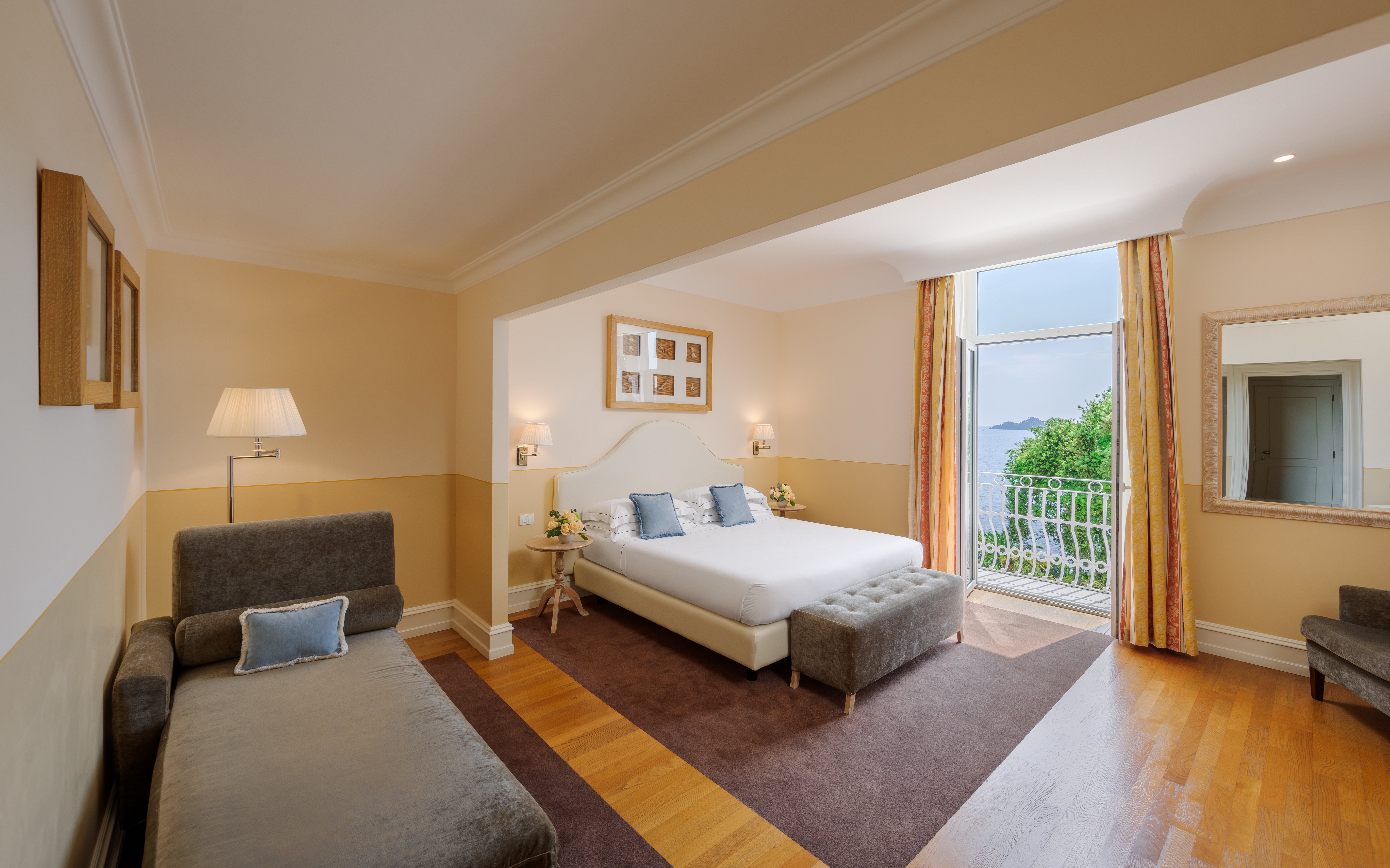 Junior Suite, Double Bed, Sea Front