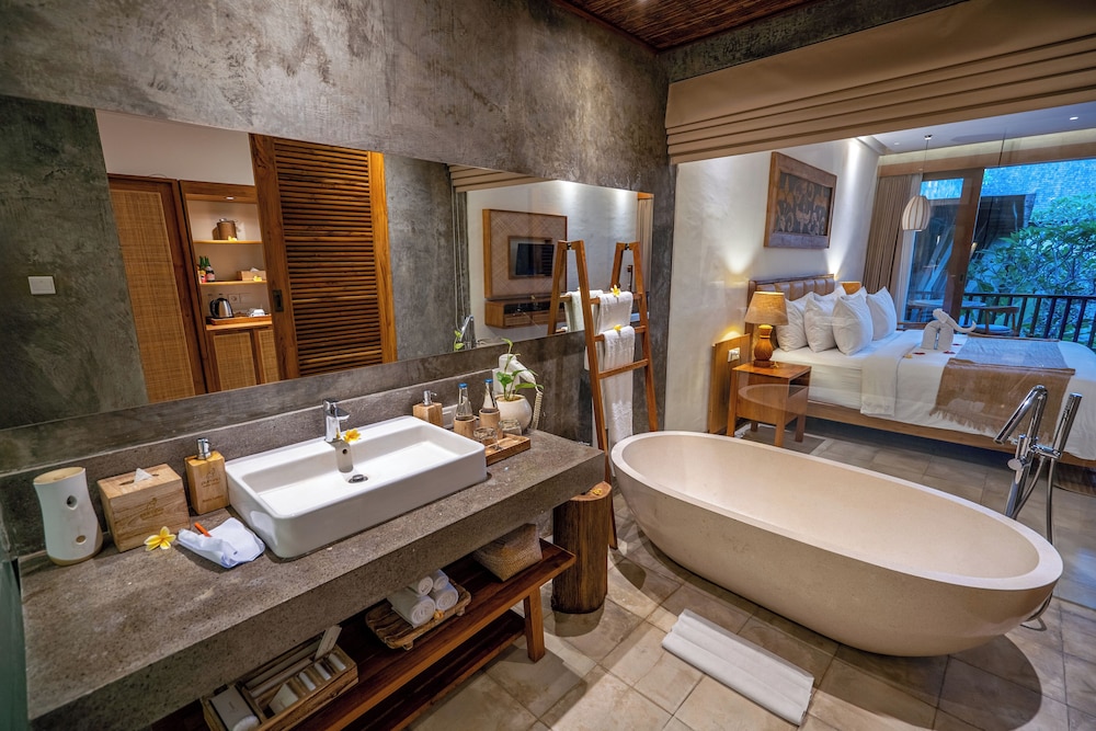 Purana Suite Ubud 49/50