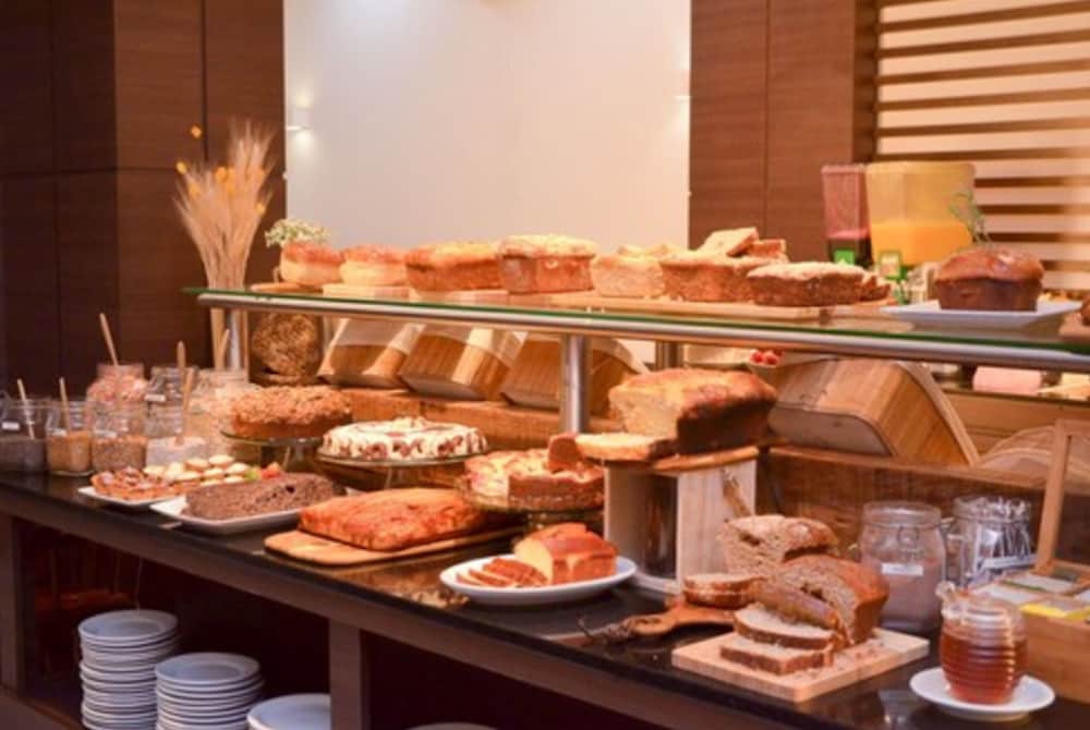 Acores Premium Hotel 36/41