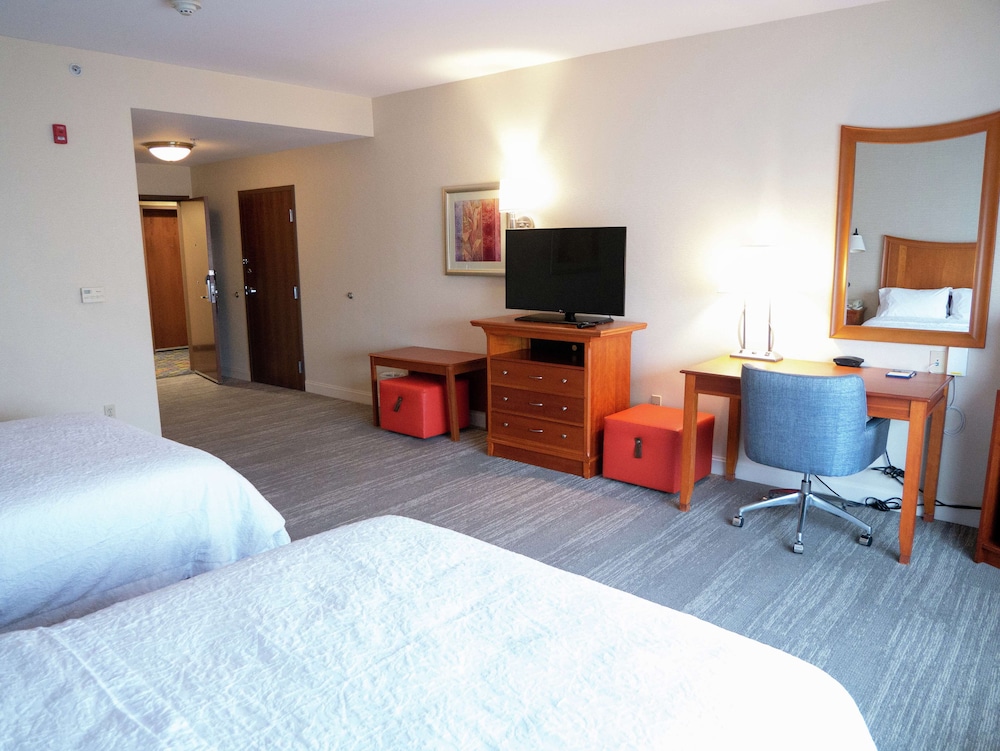 Hampton Inn Norco Corona Eastvale 10/59
