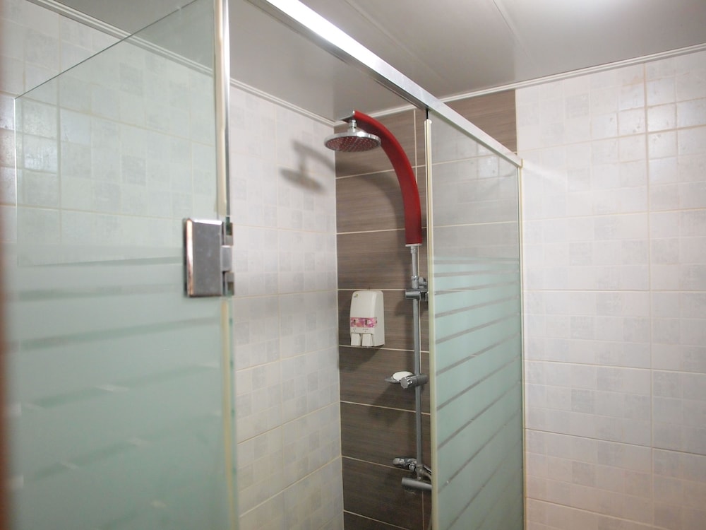 Hostel J Stay 9/36