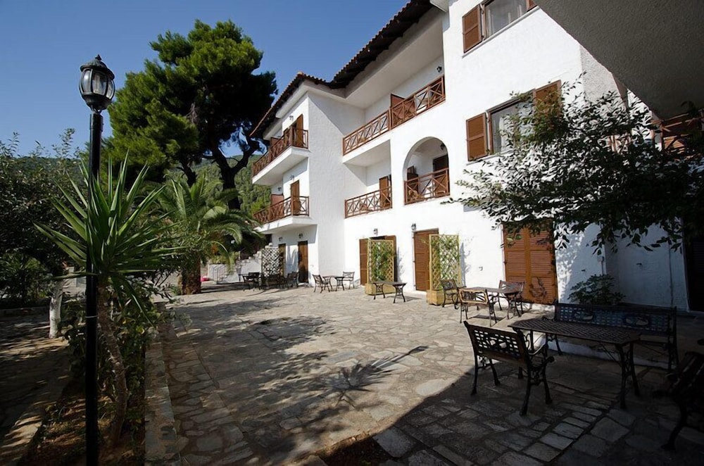 Delphi Resort 59/66