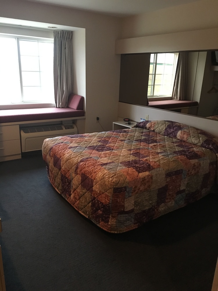Microtel Inn Suites By Wyndham Champaign 30/68