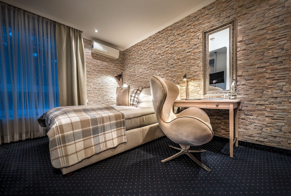 Parkhotel Bielefeld 26/43
