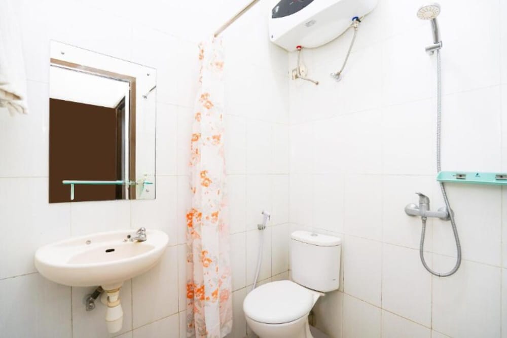 Oyo 450 Semampir Residence 58/64
