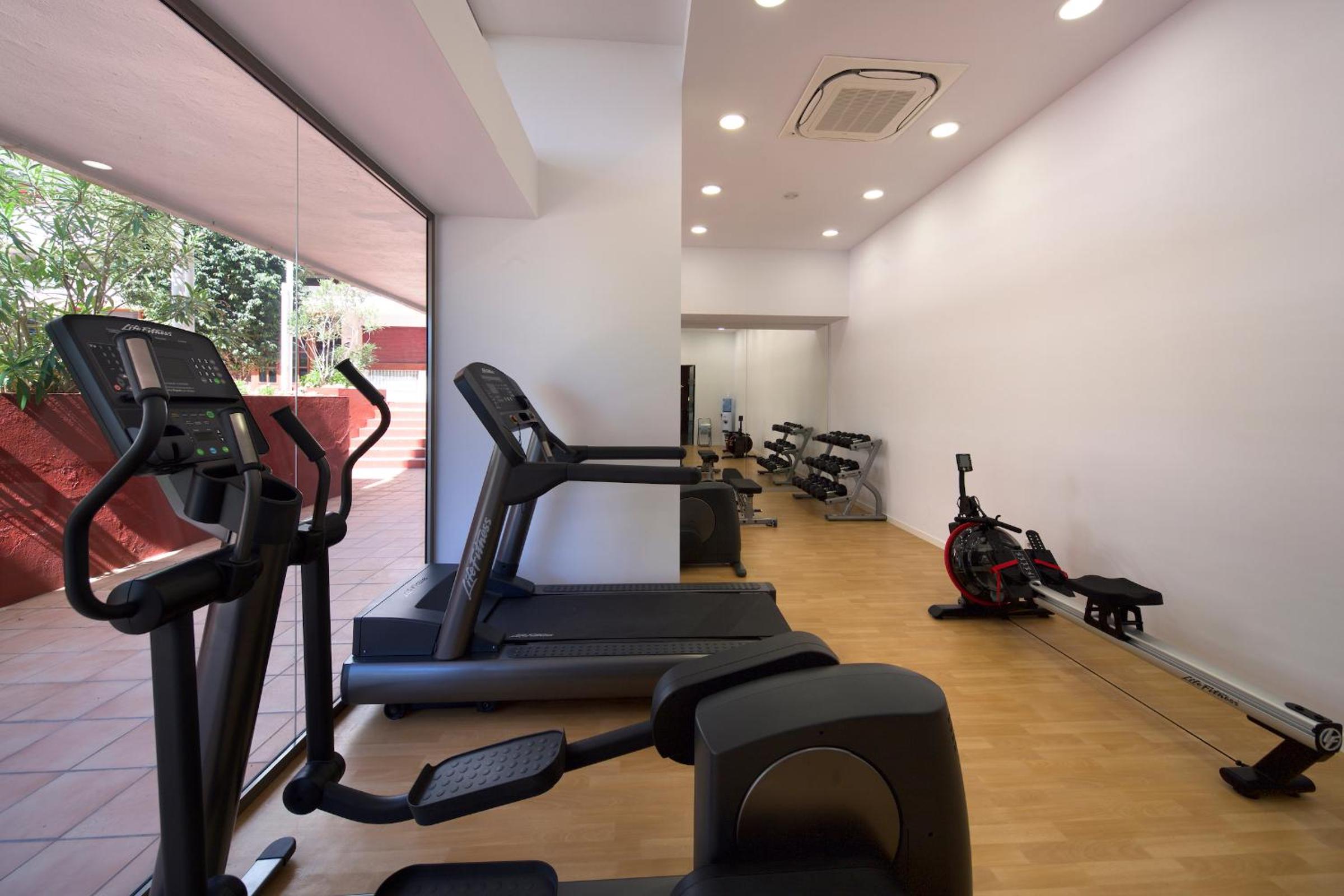 Apartamentos B-Llobet Sun & Confort 26/50