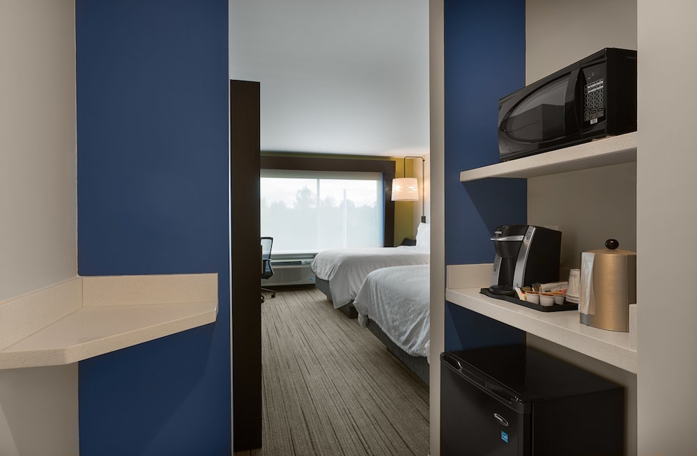 Holiday Inn Express Lake Park 18/41