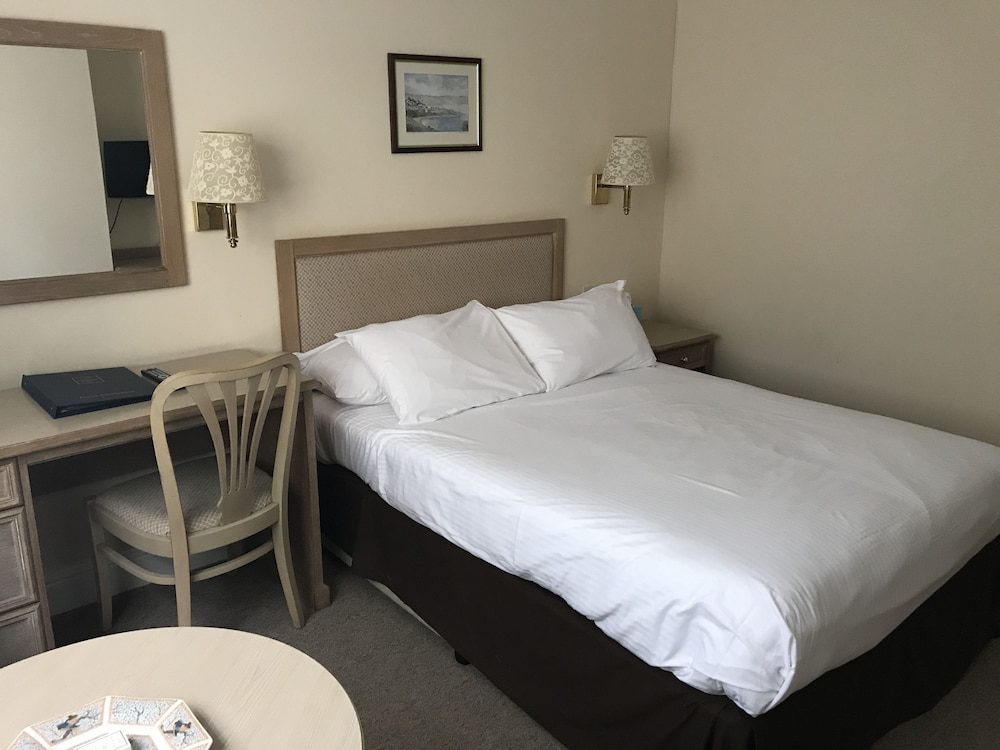 Penmere Manor Hotel 10/46