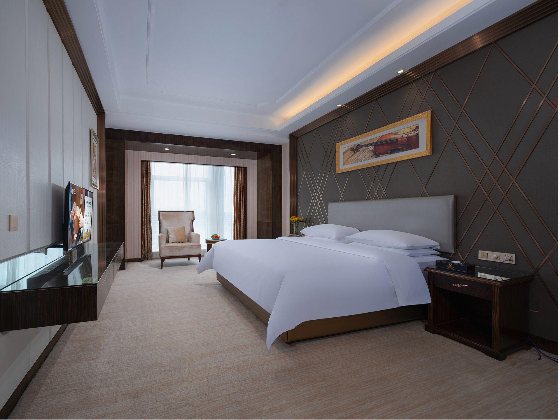 Vienna International Hotel (Dongcheng Building, Lanzhu East Road, Pingshan, Shenzhen) 20/47