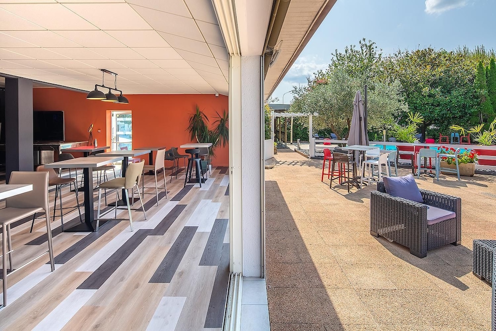 Inter Hotel Le Luy de Bearn 31/34