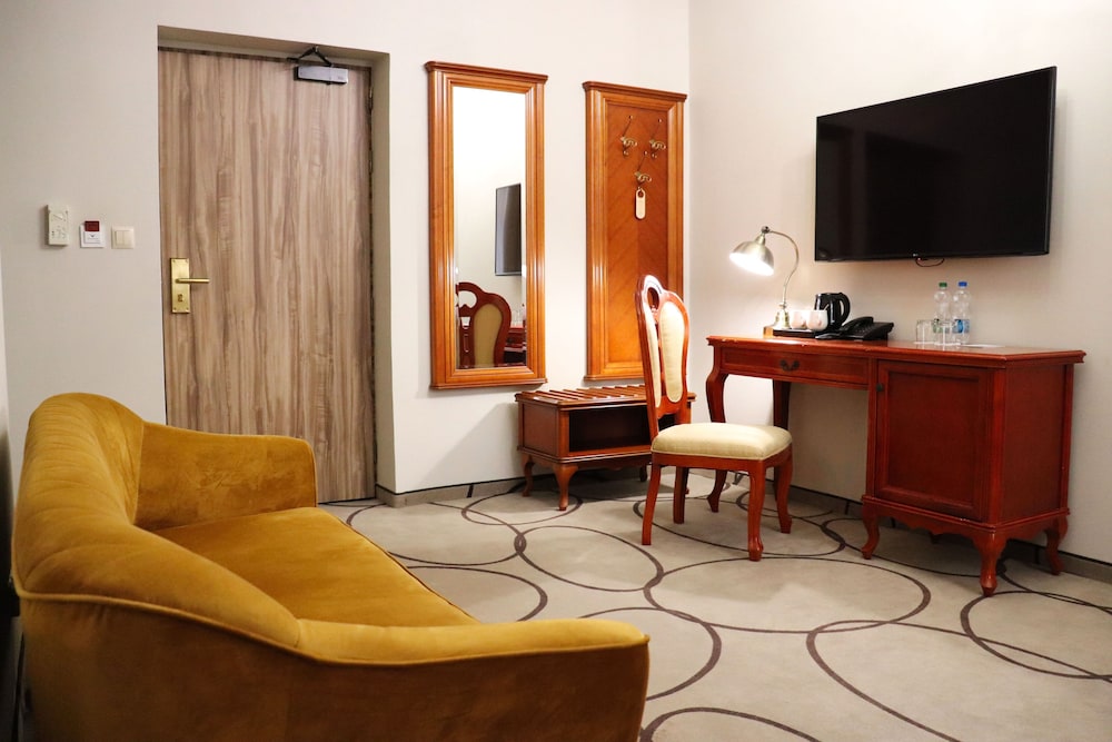 Hotel Europejski 42/50