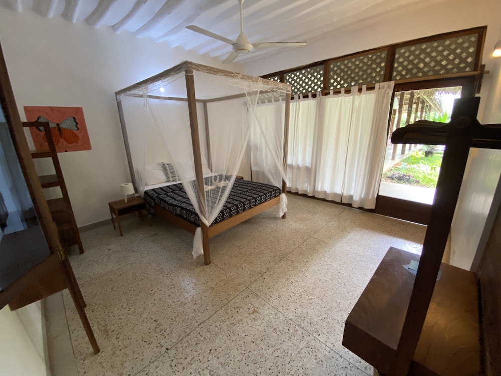 Arthotel Zanzibar 24/50