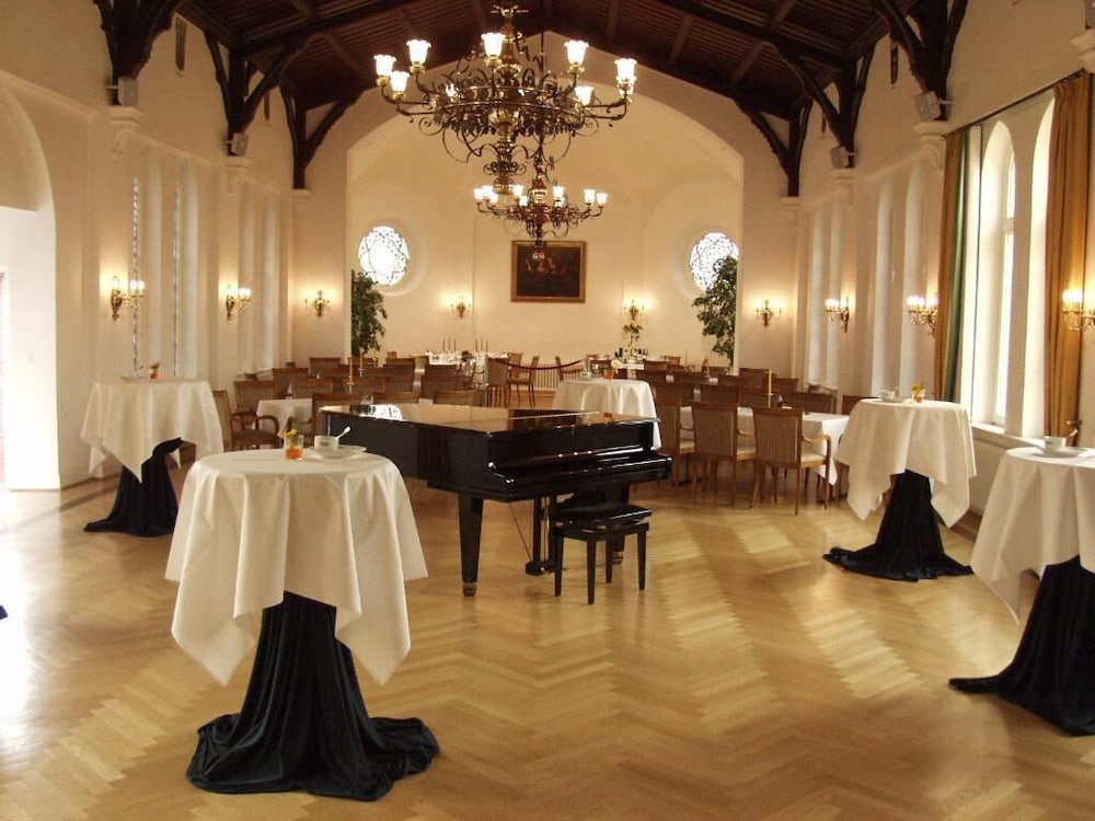 Geniesser Hotel Altes Gymnasium 31/50