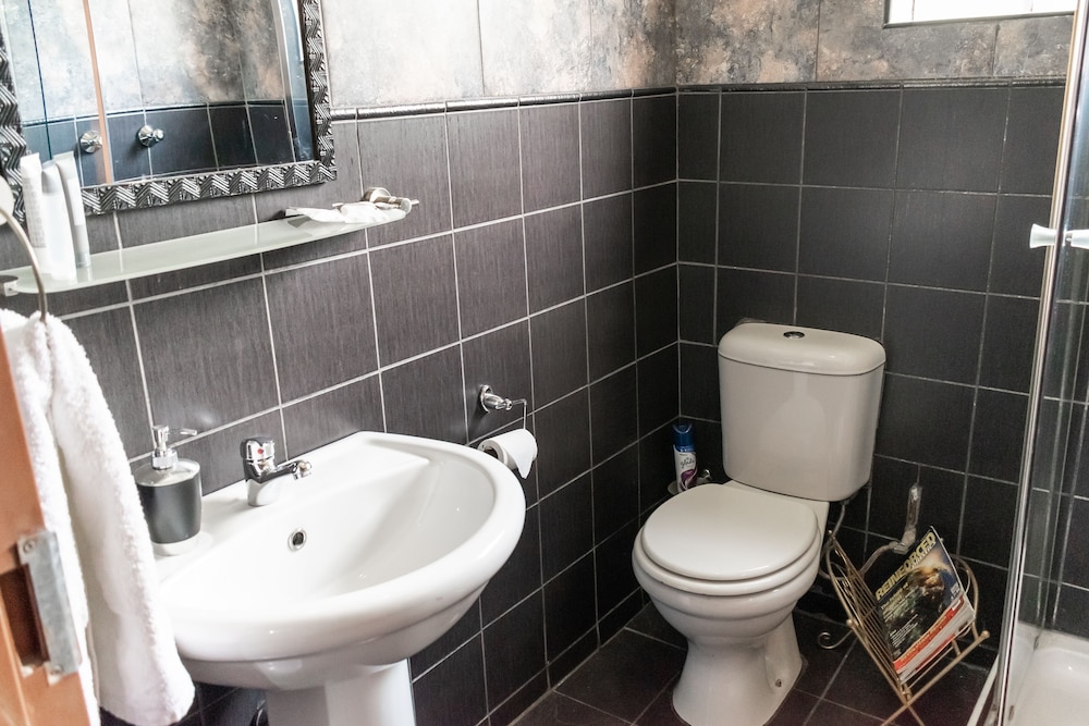 Bastille de Blignaut B&B 33/41