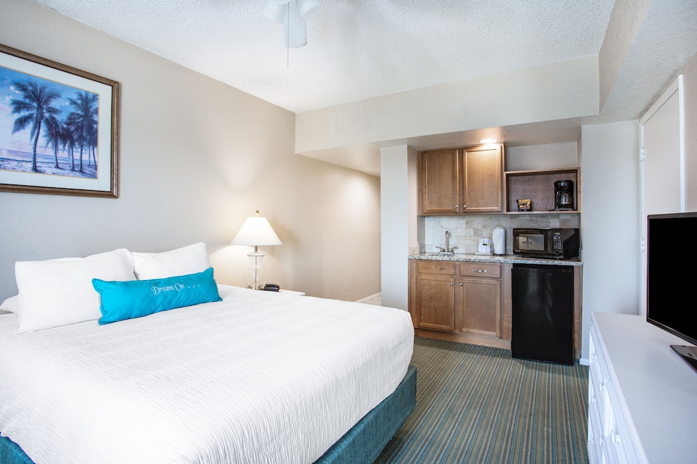 Coconut Palms Beach Resort II 12/50