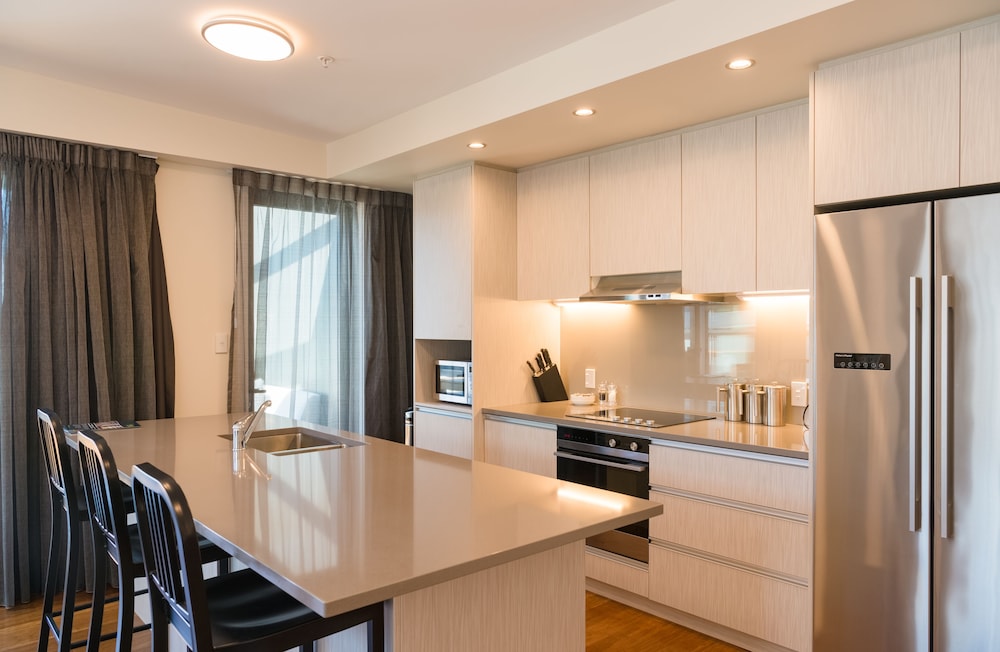 Boulcott Suites 49/70