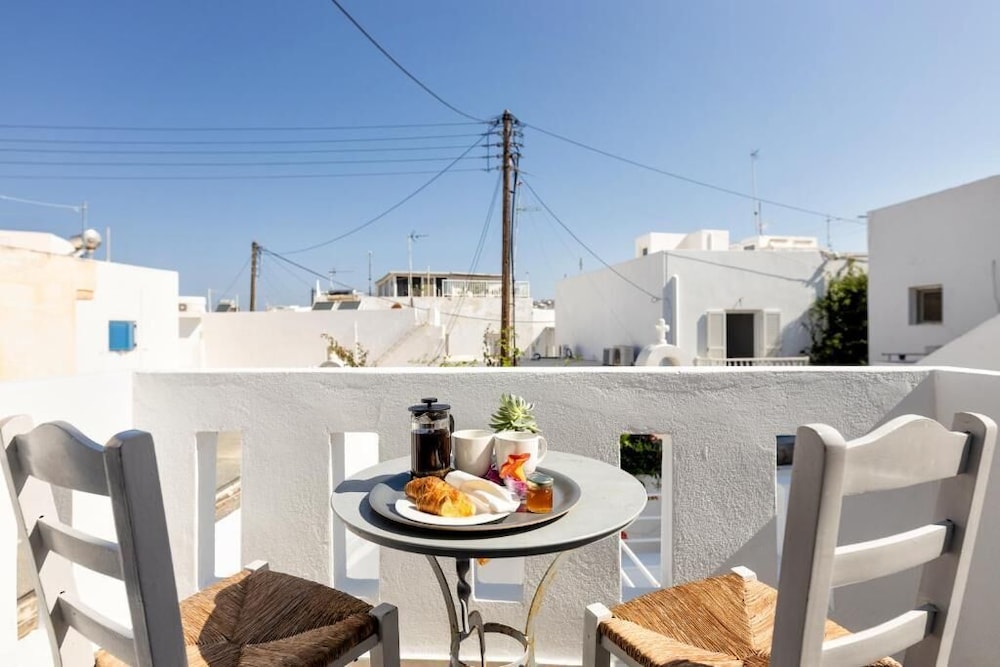 Pelican Paros 36/50