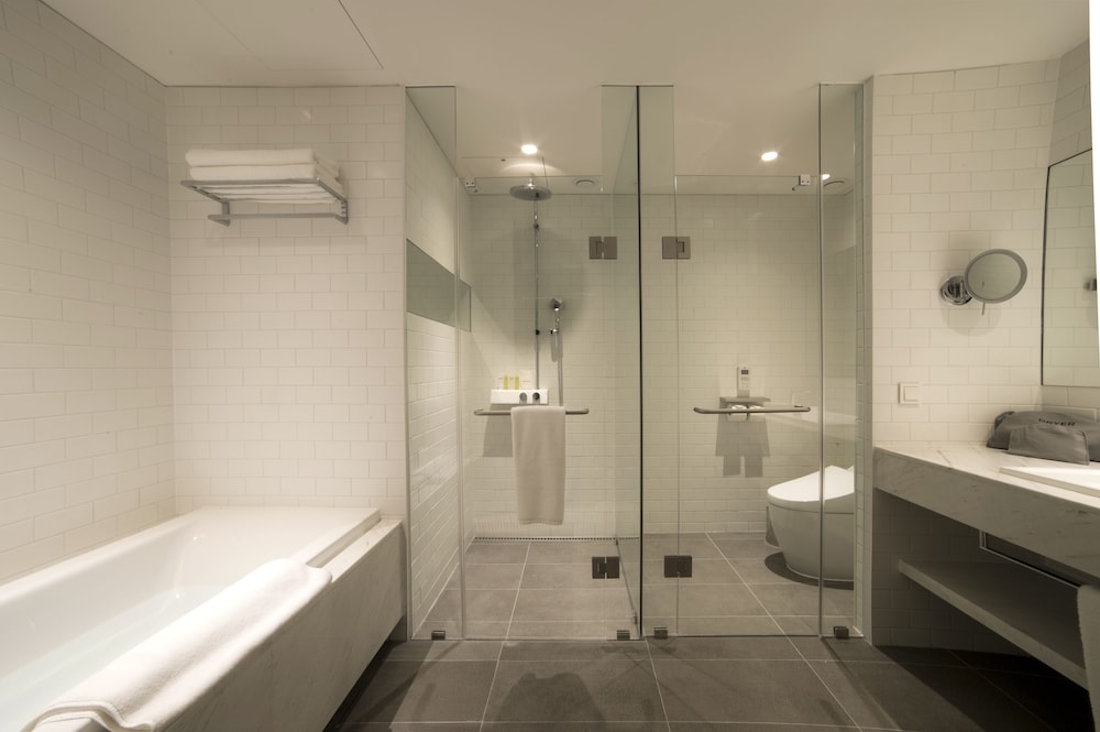 Glad Hotel Yeouido 61/64