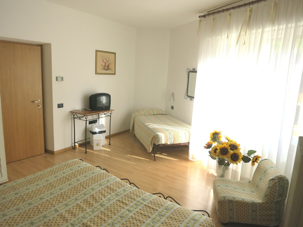 Eco Hotel Zanella 26/29