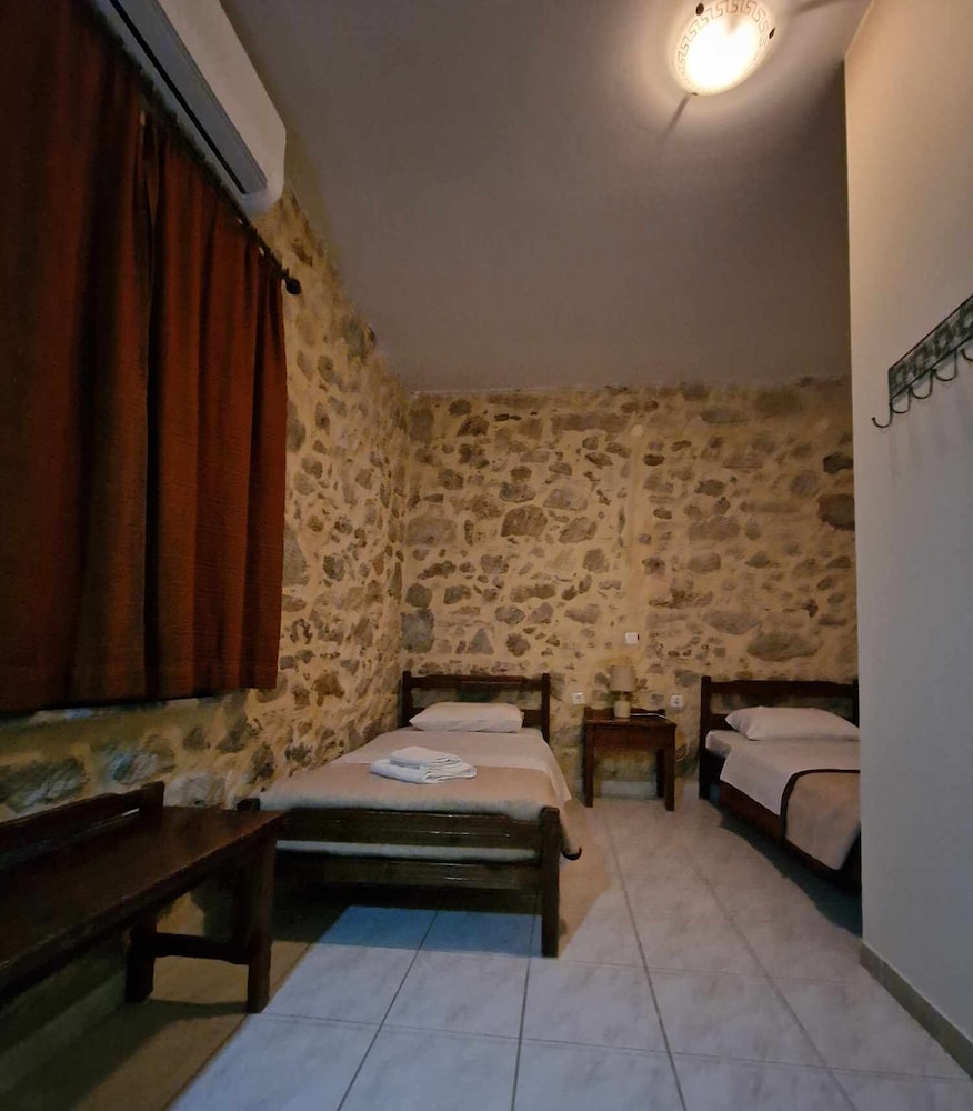 Hariklia Rent Rooms 8/36