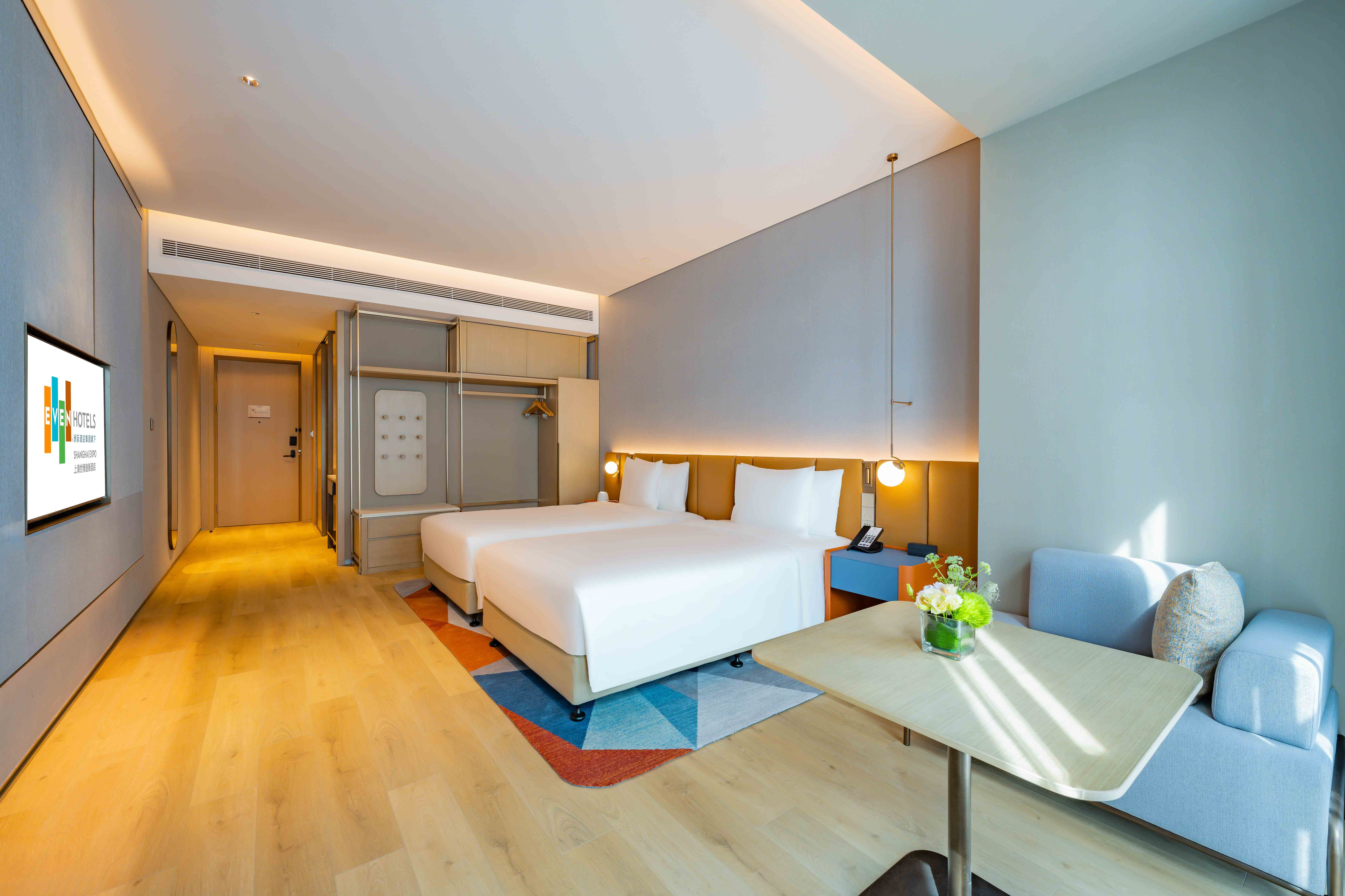 Standard, Twin Beds