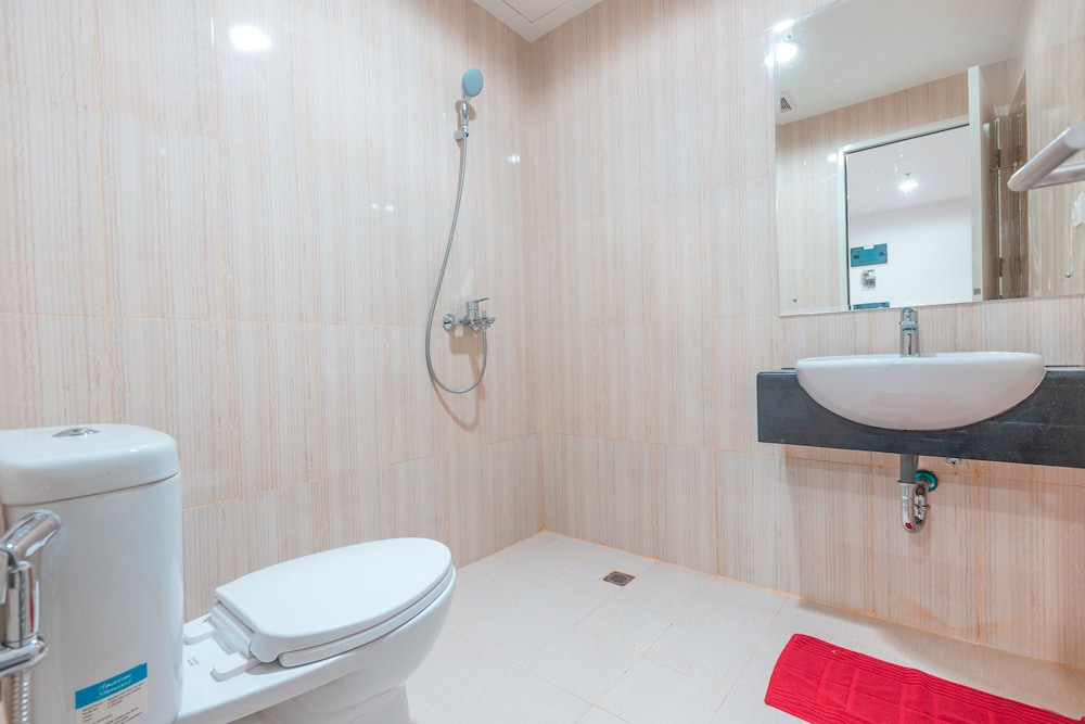 OYO 1948 Apartement Sentul Tower 19/19