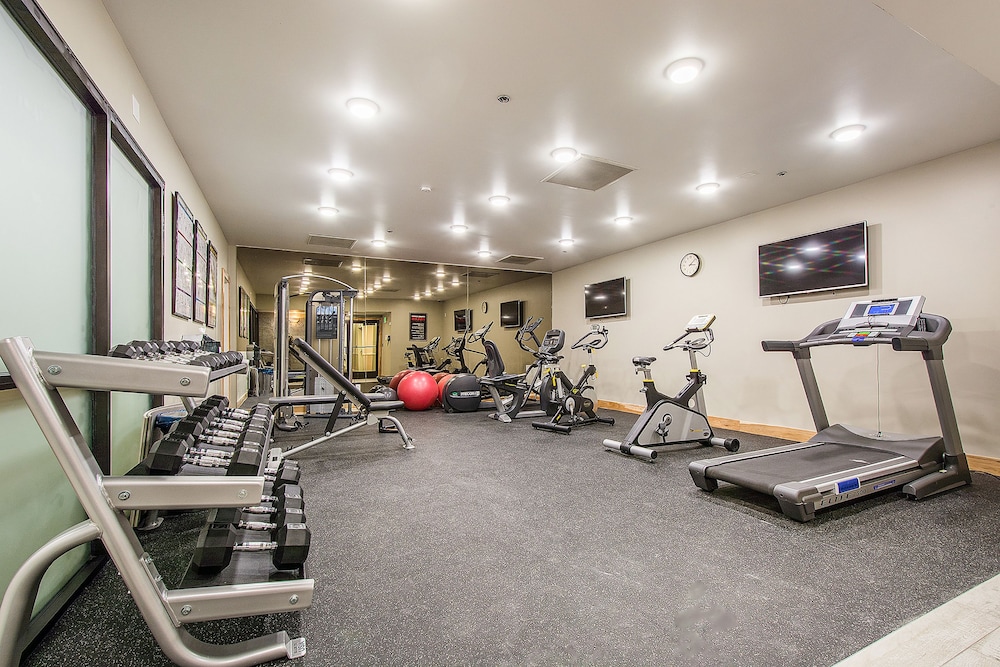 Shadow Ridge Resort Hotel By All Seasons Resort Lodging 46/77