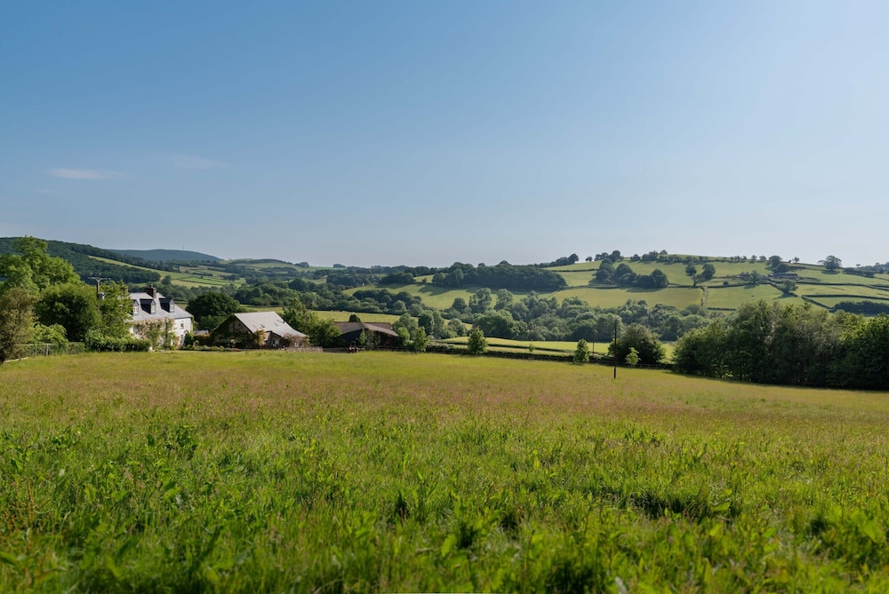Alltybrain Farm Cottages 40/50