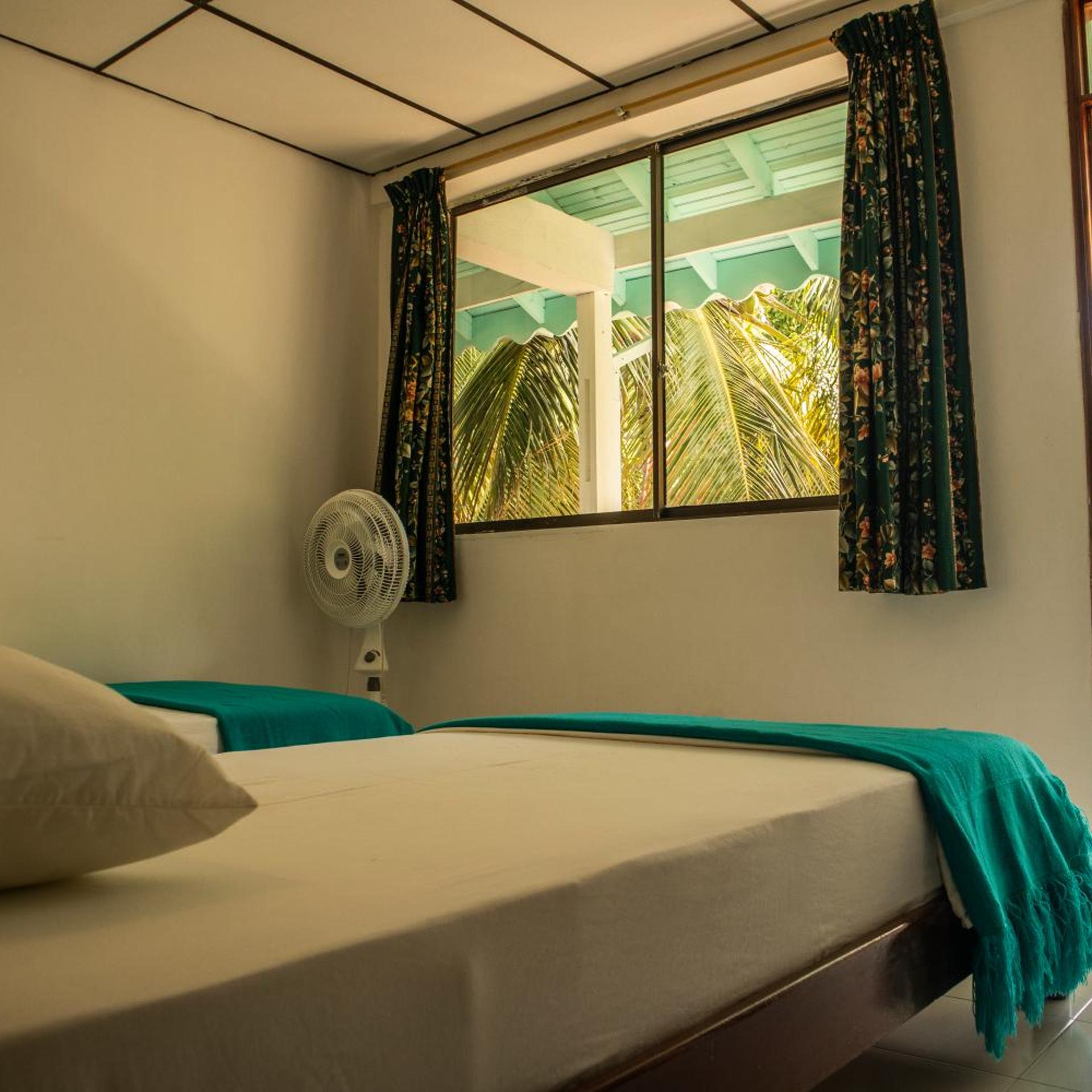 South West Bay Cabanas 27/50