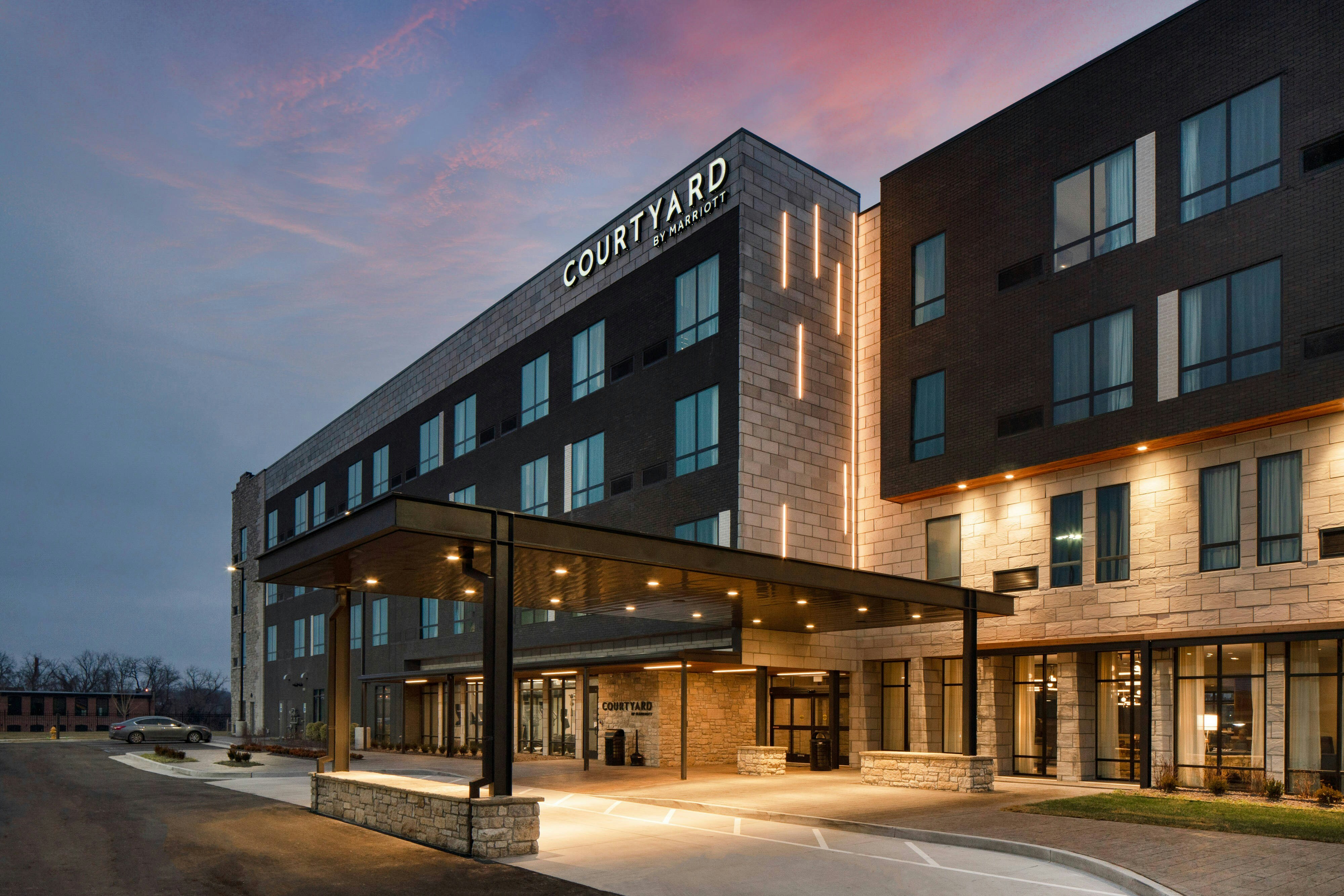 Courtyard by Marriott Jefferson City 19/20